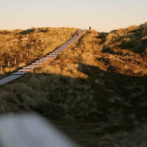 Genießen Sie gemeinsam mit uns den Sonnenuntergang im Herbst auf Sylt 🌅🤩🌊 #hotelseverinresort #luxurystay...